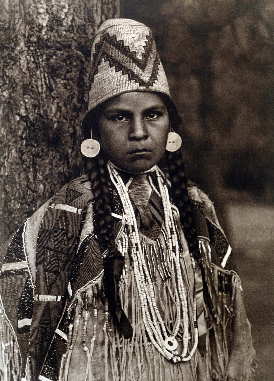 Amerikan intiaani: Tyttö Umatillan muotokuva tekijältä Edward Sheriff Curtis