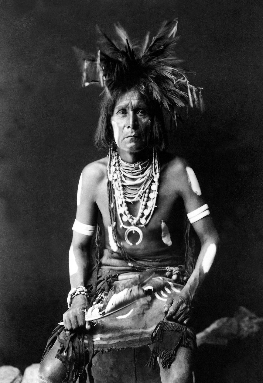 Snake Priest (foto) finlandez tekijältä Edward Sheriff Curtis