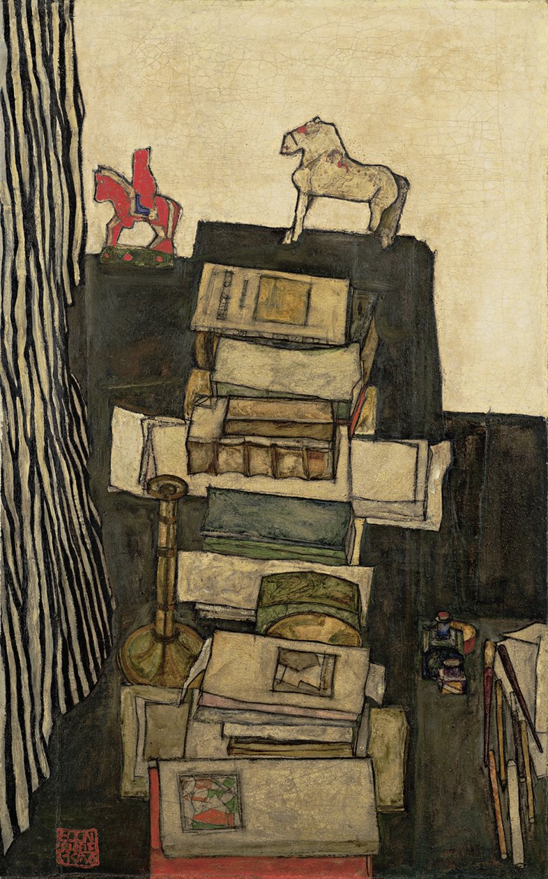 Asetelma kirjojen kanssa Schieles Desk, 1914 tekijältä Egon Schiele