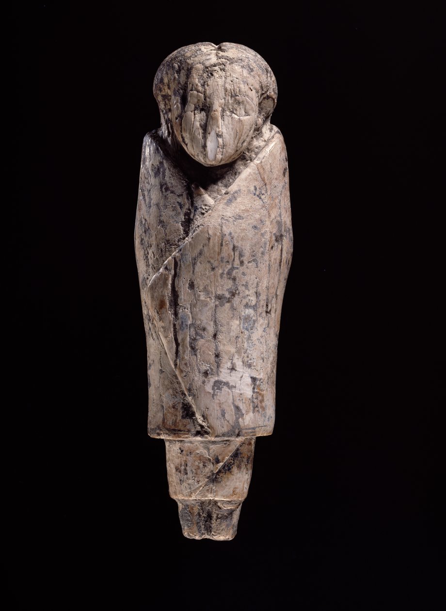 Norsunluinen naisen patsas (veistetty virtahevon norsunluu) tekijältä Egyptian