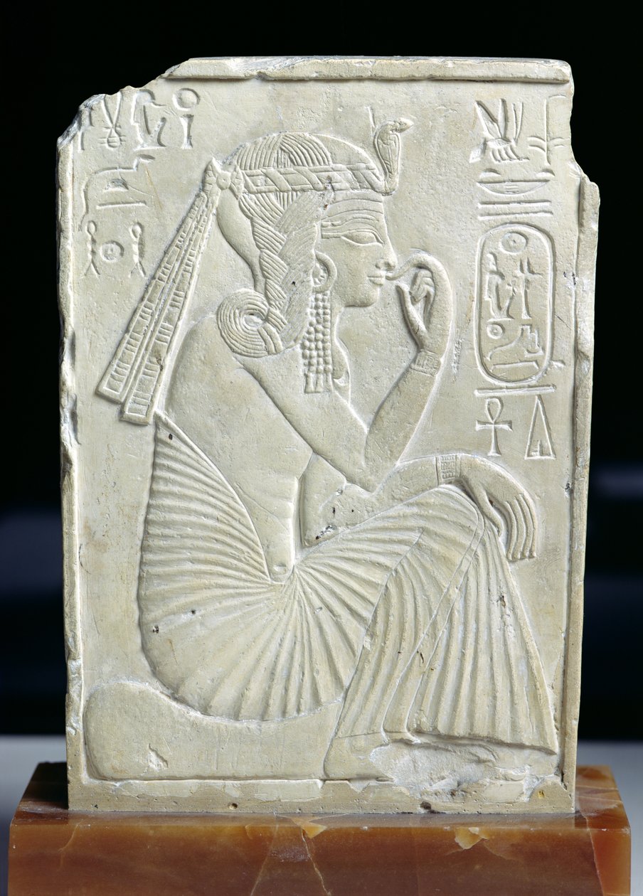 Reliefi, joka kuvaa Ramses II:ta (1279-1213 eKr.) lapsena, Uusi kuningaskunta (kalkkikivi) tekijältä Egyptian 19th Dynasty