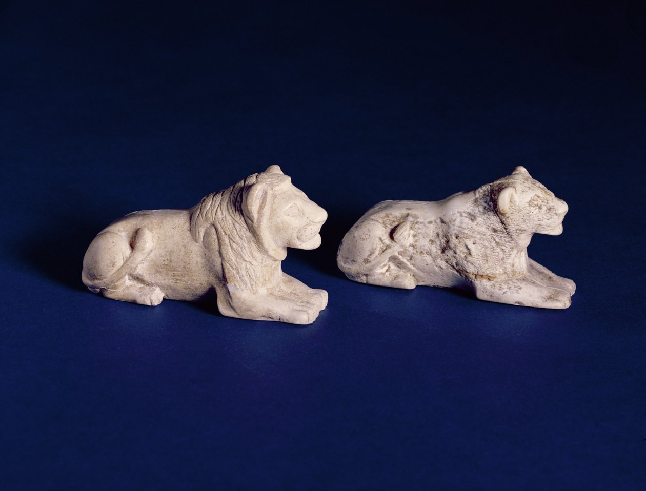 Leijonapelit, haudasta 1560s, Abydos, n. 2920-2770 eaa. tekijältä Egyptian 1st Dynasty
