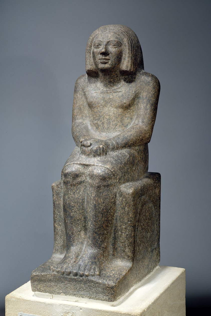 Ankhin patsas, Horuksen pappi, varhainen dynastian aika (dioriitti) tekijältä Egyptian 3rd Dynasty