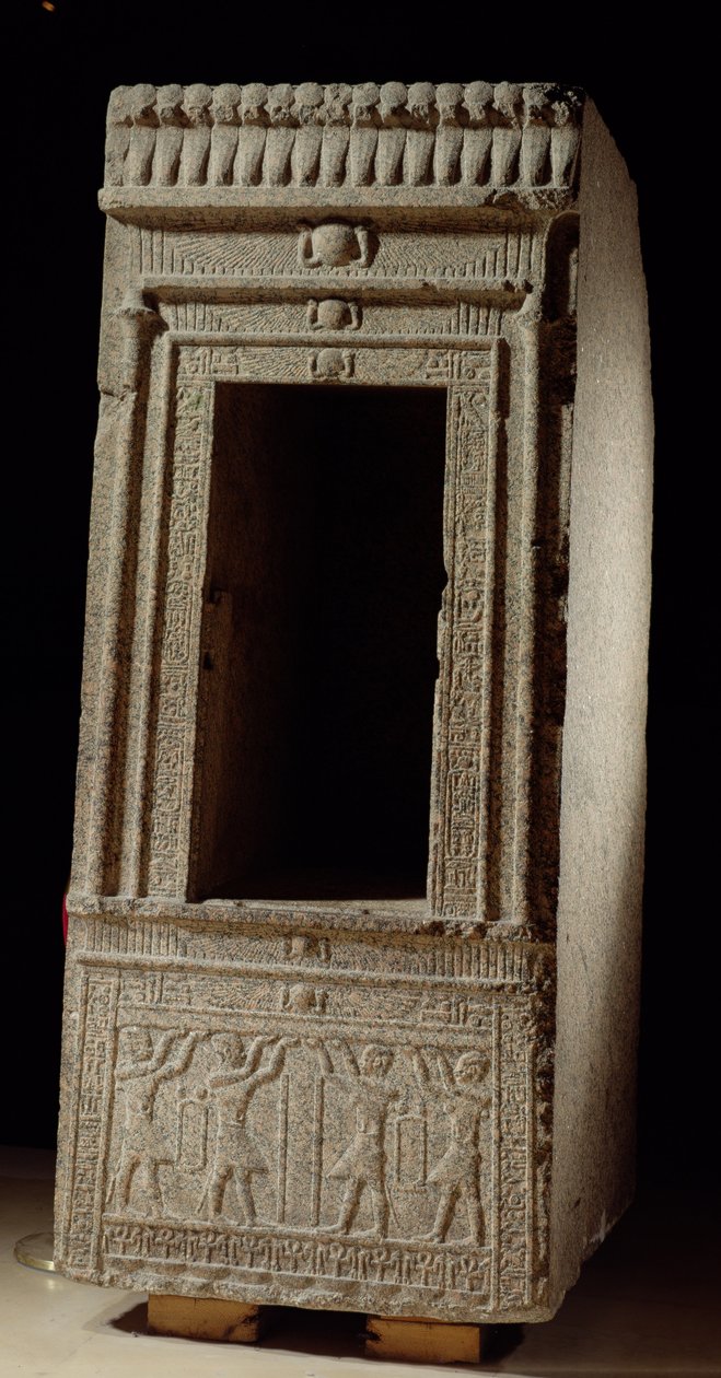 Naosin kappeli, jonka Ptolemaios VIII (170-116 eKr.) omisti jumalatar Isikselle, Isisin temppelistä Philaessa (vaaleanpunainen graniitti) tekijältä Egyptian Ptolemaic Period