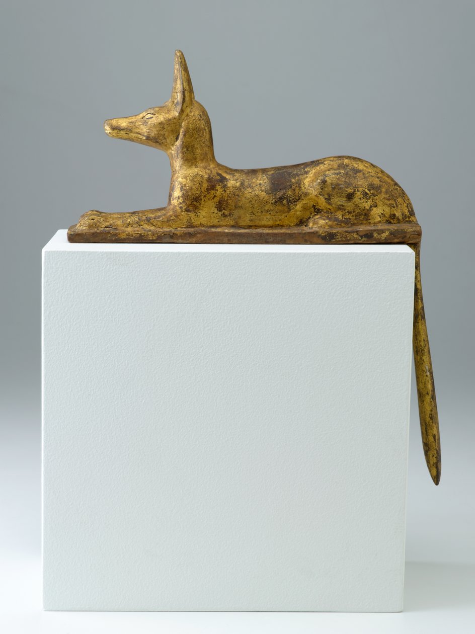 Anubis makaavan sakaalin muodossa, 26.-25. dynastia, myöhäinen ajanjakso, 715-525 eKr. (puu gessolla ja kullauksella) tekijältä Egyptian