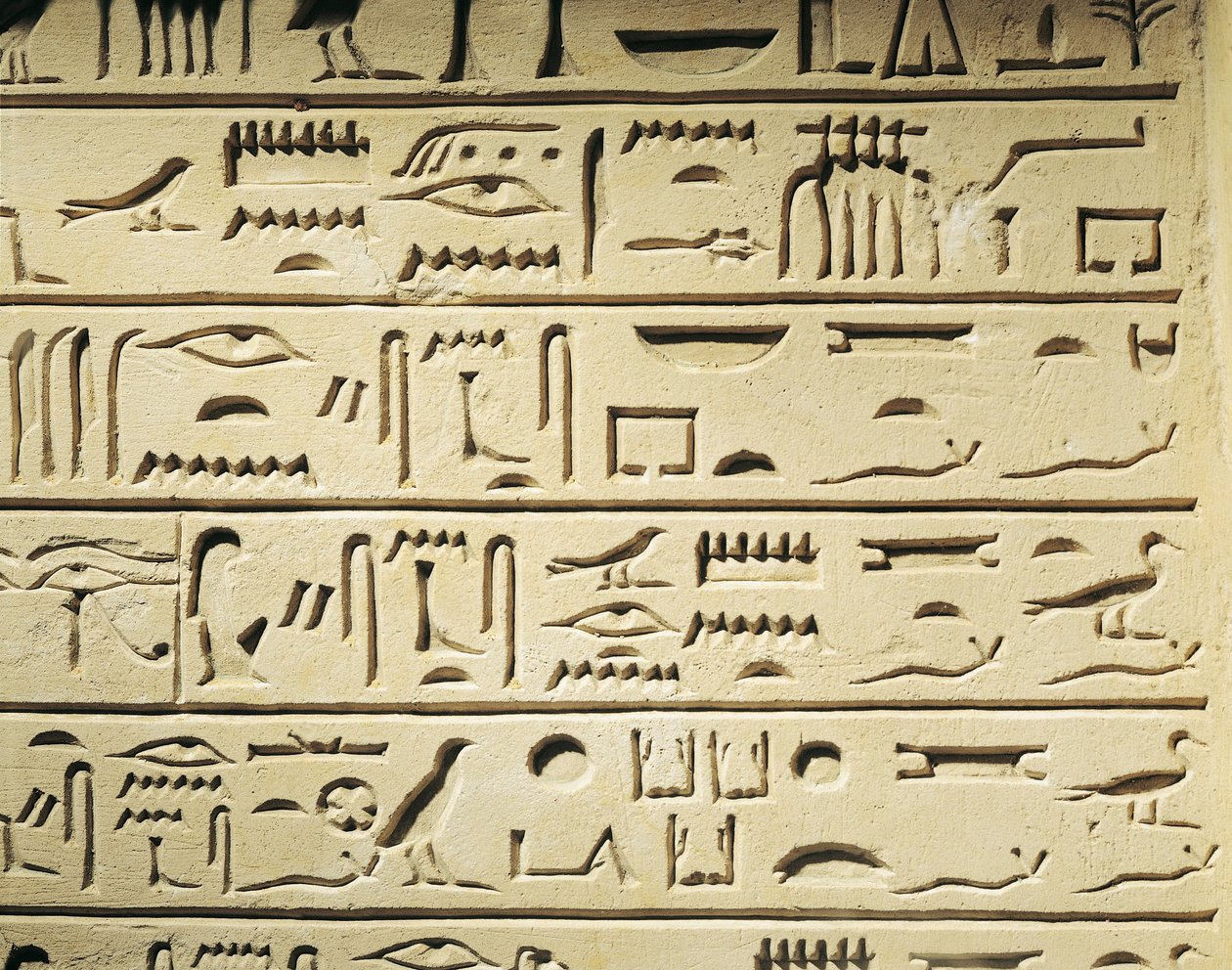 Majordomo Khentekhtayaunin hautausstele, hieroglyfit raportoivat luettelon vainajan omaisista tekijältä Egyptian 12th Dynasty