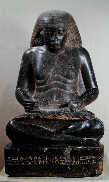 Amenhotep, Hapun poika, istuu ristissä, Amunin temppelistä, Karnakista, noin 1391-53 eKr. (graniitti) tekijältä Egyptian 18th Dynasty