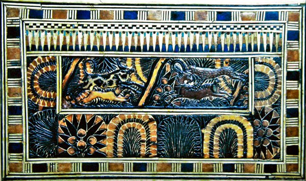 Arkku, Tutankhamonin haudasta, Uudesta kuningaskunnasta (puu, pronssi, norsunluu ja värillinen lasite) tekijältä Egyptian 18th Dynasty