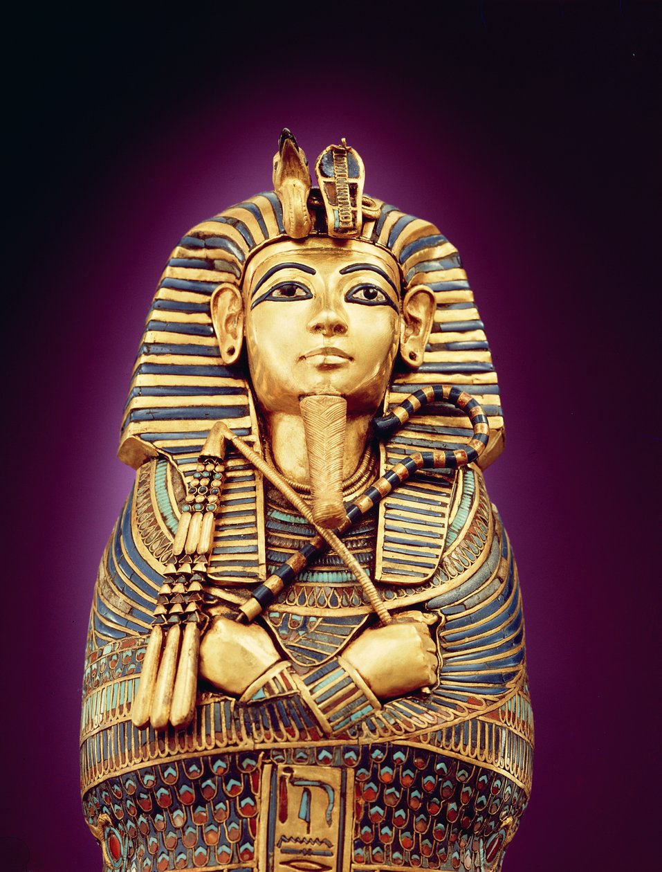 Yksityiskohta yhden katosarkun edestä katsottuna Tutankhamonin haudasta, Uudesta kuningaskunnasta (kullattua kultaa värillisellä lasilla ja korneolilla) tekijältä Egyptian 18th Dynasty