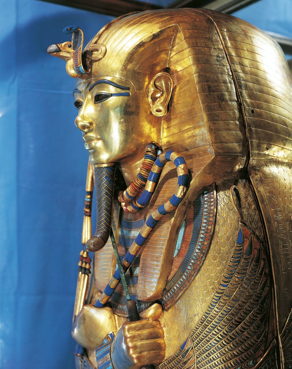 Egyptin sivilisaatio, Tutankhamonin sarkofagi, koristeltu kullalla ja puolijalokivellä tekijältä Egyptian 18th Dynasty