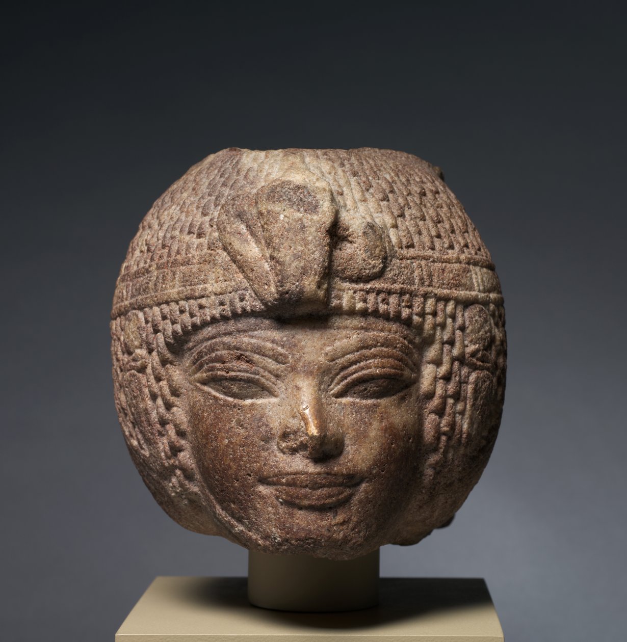 Pyöreää peruukkia käyttävän Amenhotep III:n johtaja, n. 1391-1353 eaa. tekijältä Egyptian 18th Dynasty