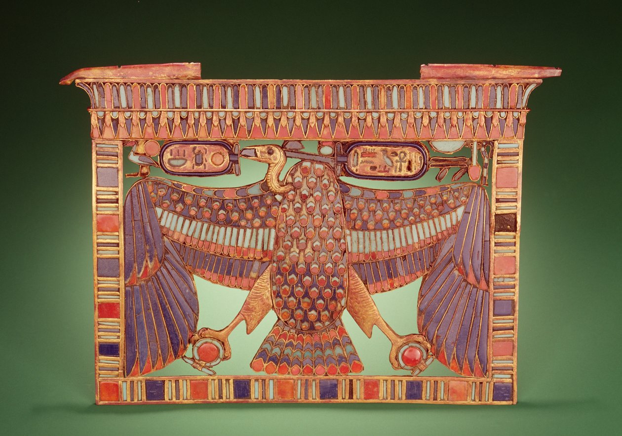 Ylä-Egyptin korppikotkalla koristeltu rintapylväs, Tutankhamonin haudasta (n. 1370-52 eKr.) Uusi kuningaskunta (lasitahnalla upotettu kultakloisonne) tekijältä Egyptian 18th Dynasty