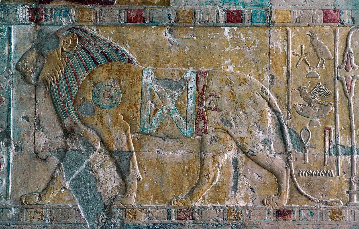 Reliefi, joka esittää Hatsepsutia leijonana, Hatsepsutin hautajaistemppeli, Deir el-Bahari, Luxor, Thebe (Unescon maailmanperintöluettelo). tekijältä Egyptian 18th Dynasty