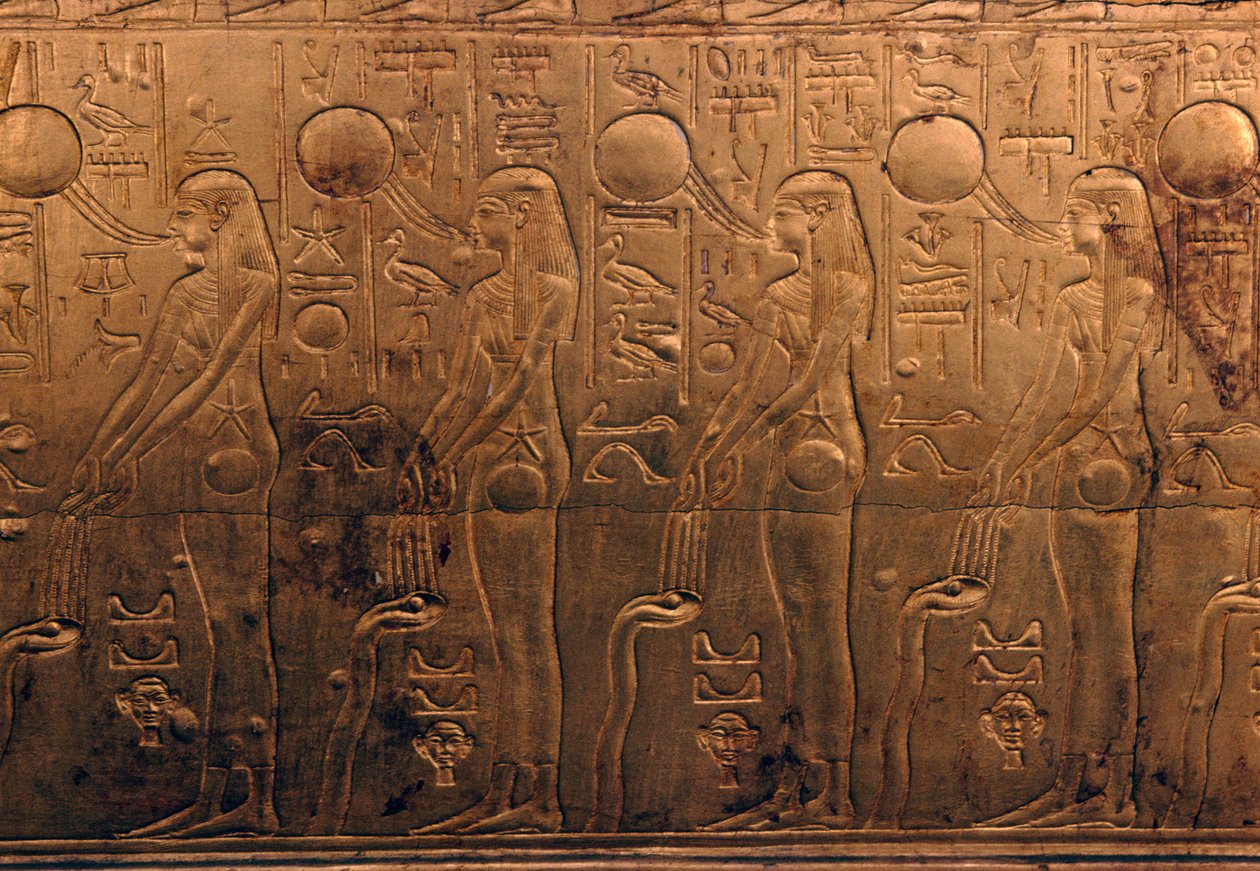 Reliefi kullatussa puuarkussa, Tutankhamonin aarrekammio tekijältä Egyptian 18th Dynasty