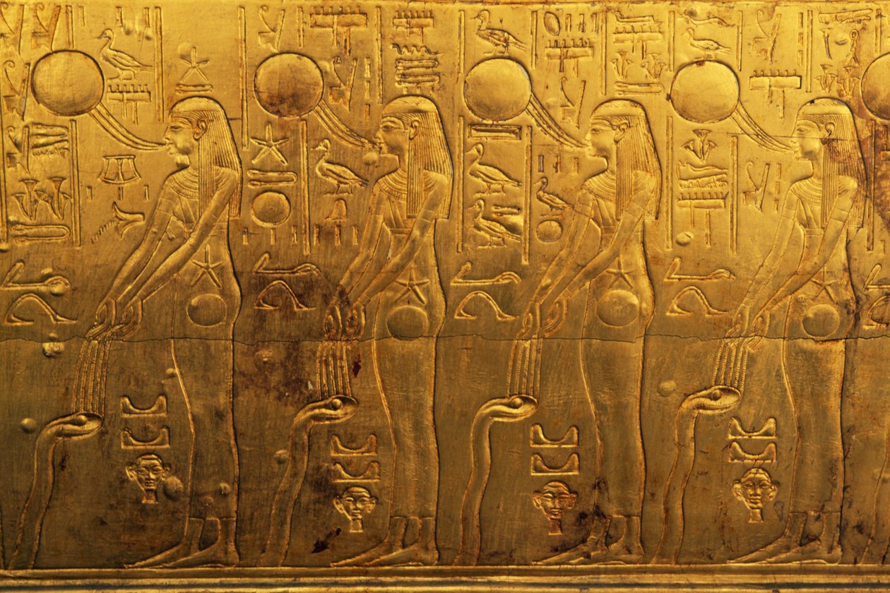 Reliefi toisen hautakappelin oikeassa ulkopaneelissa, Tutankhamonin aarrekammio, Egypti, Egyptin sivilisaatio, Uusi valtakunta, XVIII dynastia tekijältä Egyptian 18th Dynasty