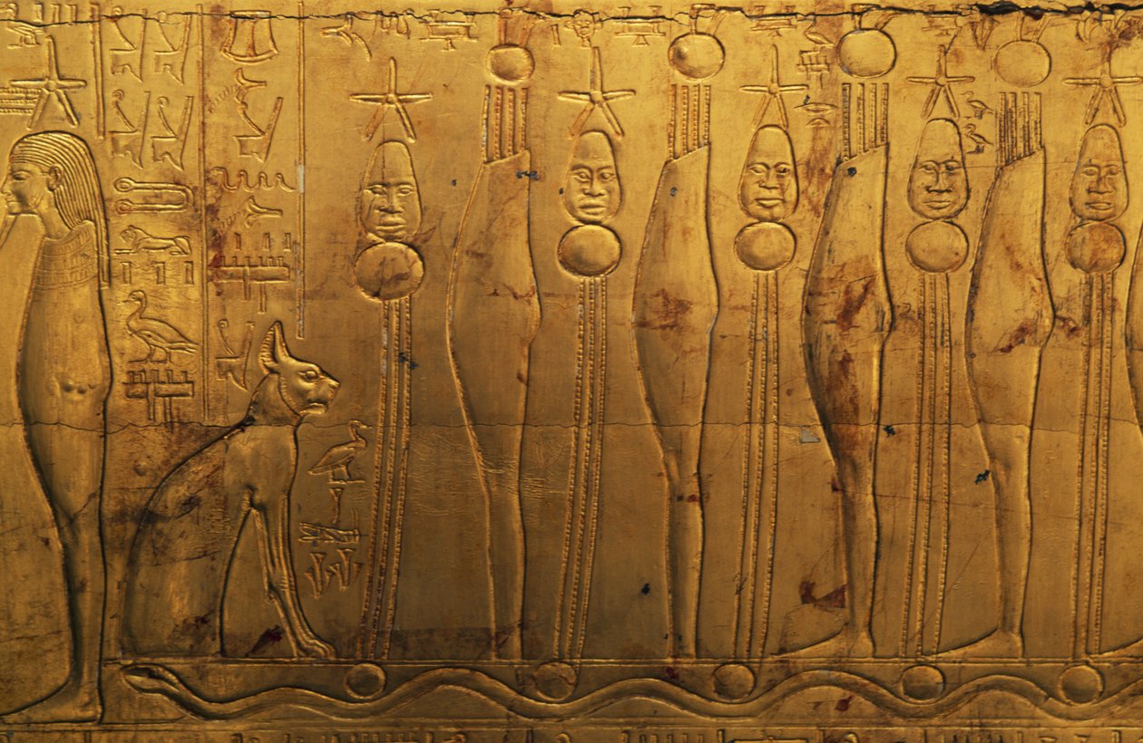 Reliefit toisen hautauskappelin oikean ulkopaneelin ylärekisterissä, Tutankhamonin aarrekammio, Egypti, Egyptin sivilisaatio, Uusi kuningaskunta, dynastia XVIII tekijältä Egyptian 18th Dynasty