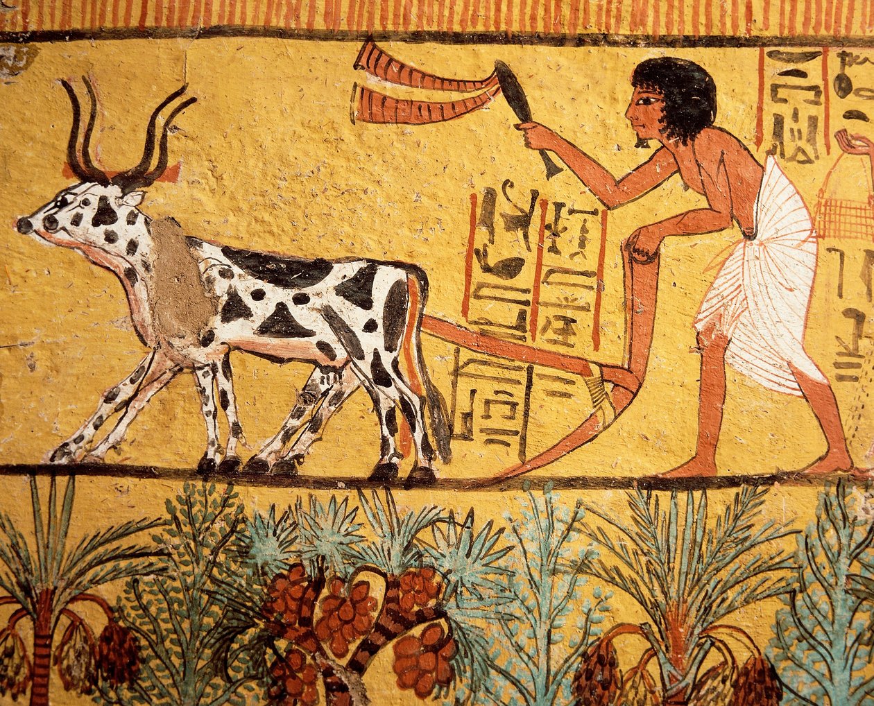 Egypti, muinainen Thebe, Deir el-Medina, Sennedjemin hauta, seinämaalaus, jossa Sennedjem kyntää Iarun peltoja. tekijältä Egyptian 19th Dynasty