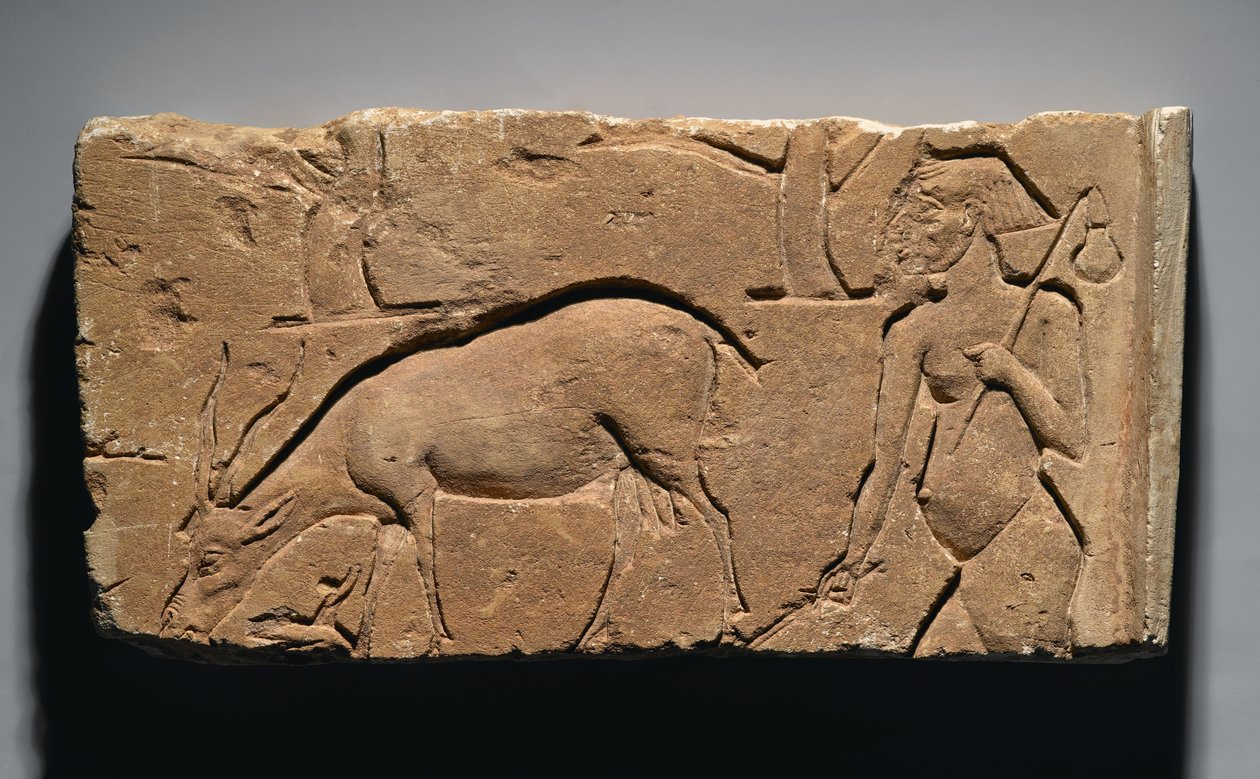 Reliefi, joka kuvaa vuohenpaimenta vuohen ja puiden kanssa, mahdollisesti Tell el-Amarnasta, Uudesta kuningaskunnasta, 1350-1333 eKr. (kalkkikivi) tekijältä Egyptian 19th Dynasty