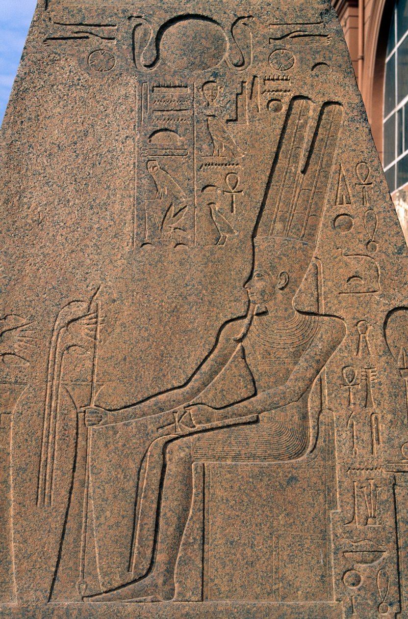 Reliefi Ramses II:n obeliskistä Egyptin museon puutarhassa Kairossa, Egypti, Egyptin sivilisaatio, Uusi valtakunta, XIX dynastia tekijältä Egyptian 19th Dynasty