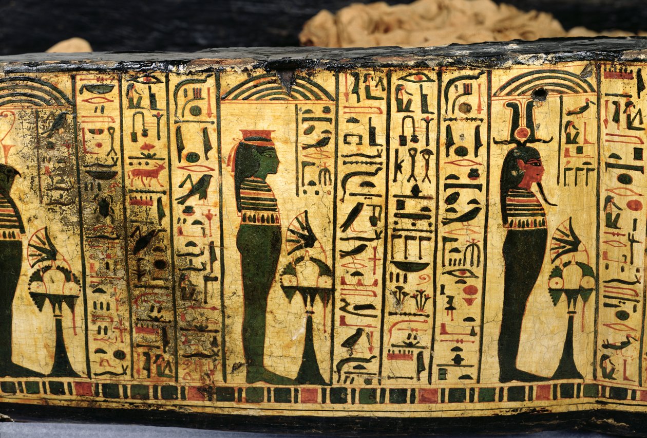 Yksityiskohta Nesyamunin muumion ulkoarkun pohjasta, mahdollisesti löydetty Deir El-Bahrista, Uudesta kuningaskunnasta, noin 1100 eKr. (maalattu puu) tekijältä Egyptian 20th Dynasty