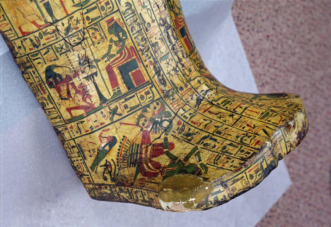 Yksityiskohta Nesyamunin muumion ulkoarkusta, mahdollisesti löydetty Deir el-Bahrista, Uudesta kuningaskunnasta, noin 1100 eKr. (maalattu puu) tekijältä Egyptian 20th Dynasty