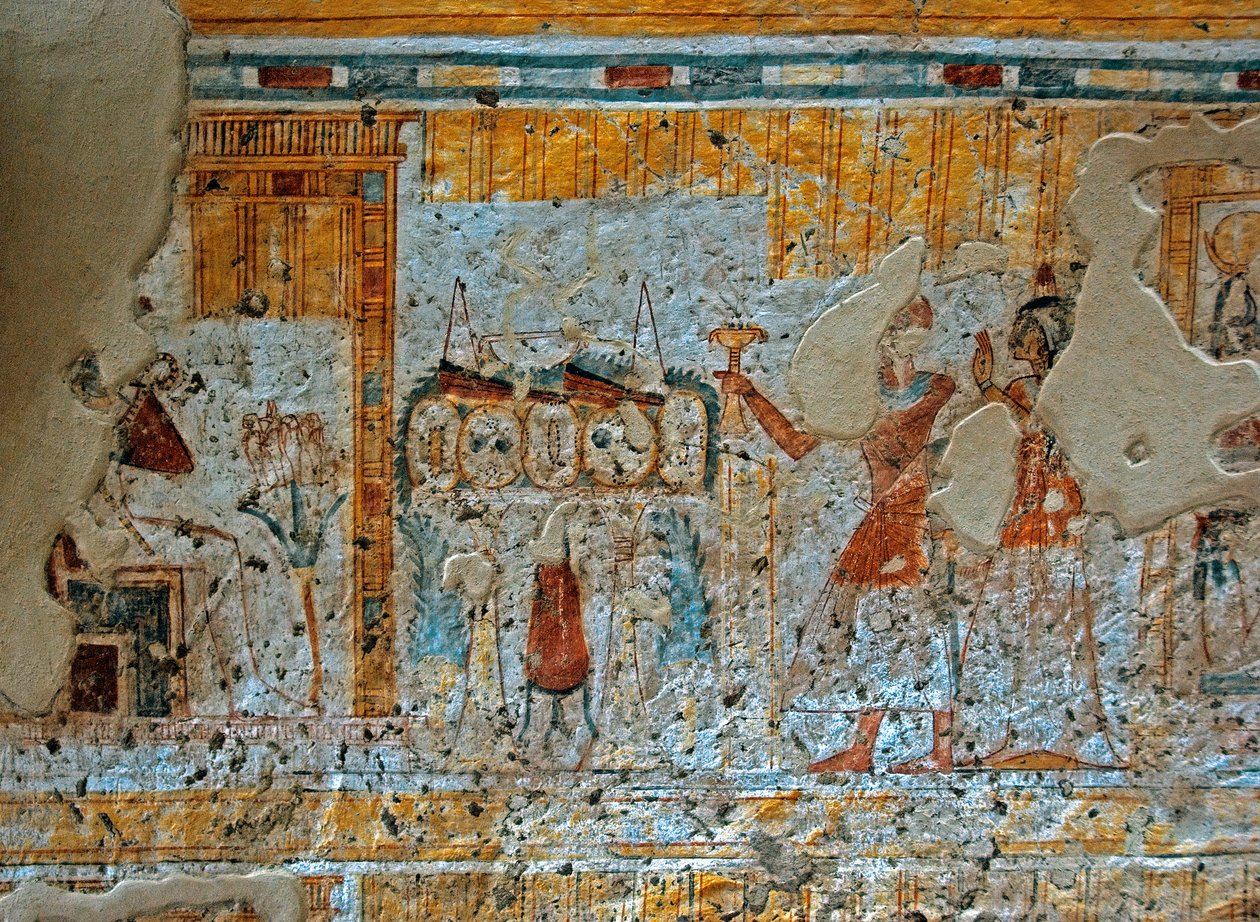 Egyptiläinen antiikki: esitys Shuroystä ja hänen vaimostaan palvomassa jumalaa Osirista istumassa Horuksen neljän pojan edessä papyruksenlehdellä. Shuroyn haudan maalaus (TT13). 20. dynastia. 1190-1077 eKr. Dra Abu el-Nagan nekropoli, Länsiranna tekijältä Egyptian 20th Dynasty