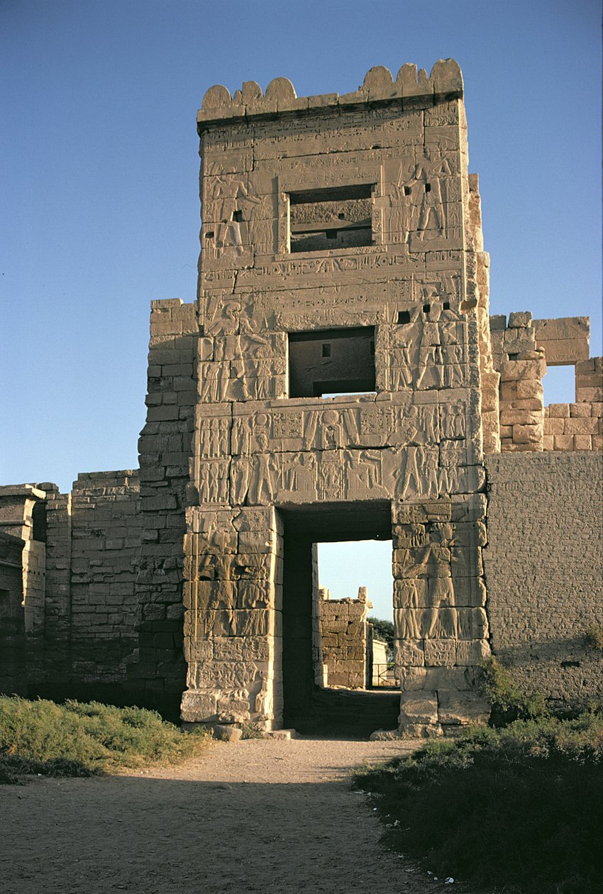 Suuri itäportti tekijältä Egyptian 20th Dynasty