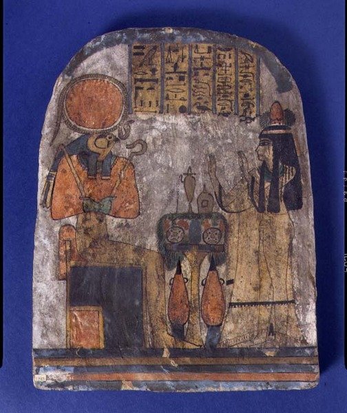 Votiivimonumentti Tentesamunista, Amunin kansliasta, Thebasta, kolmas välikausi (maalattu puu) tekijältä Egyptian 22nd Dynasty