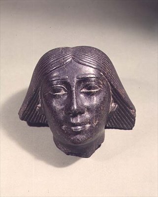 Miehen pää, luultavasti korkea virkamies, noin 700 eKr. (graniitti) tekijältä Egyptian 25th Dynasty