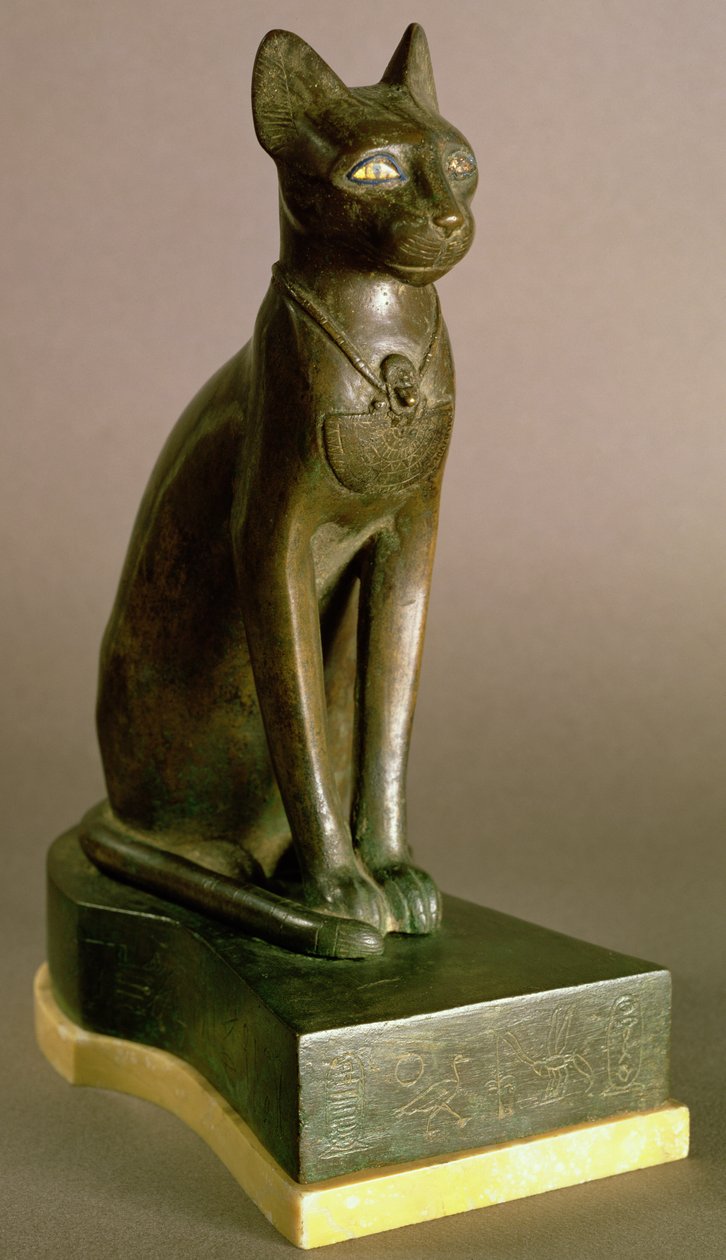 Kissan patsas, joka edustaa jumalatarta Bastetia, jossa on Psamtek I:n cartussi, Saite-kausi, n. 664-610 (pronssi ja kulta) tekijältä Egyptian 26th Dynasty