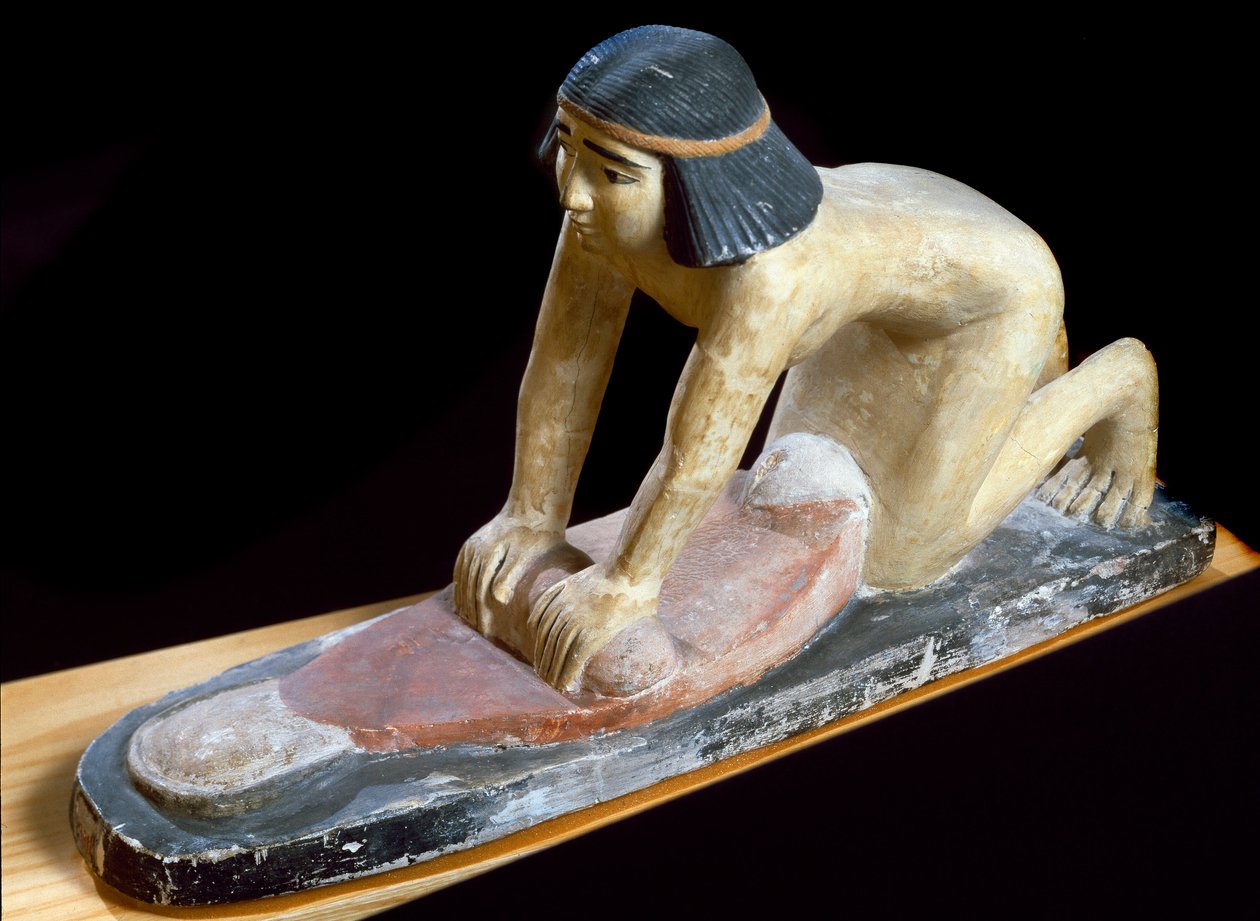 Egyptiläinen antiikki: "" Egyptiläinen murskaa vilja leivän valmistamiseksi"" Figuriini. 5. dynastia. 2400 eaa. Firenze, Museo Archeologico tekijältä Egyptian 5th Dynasty