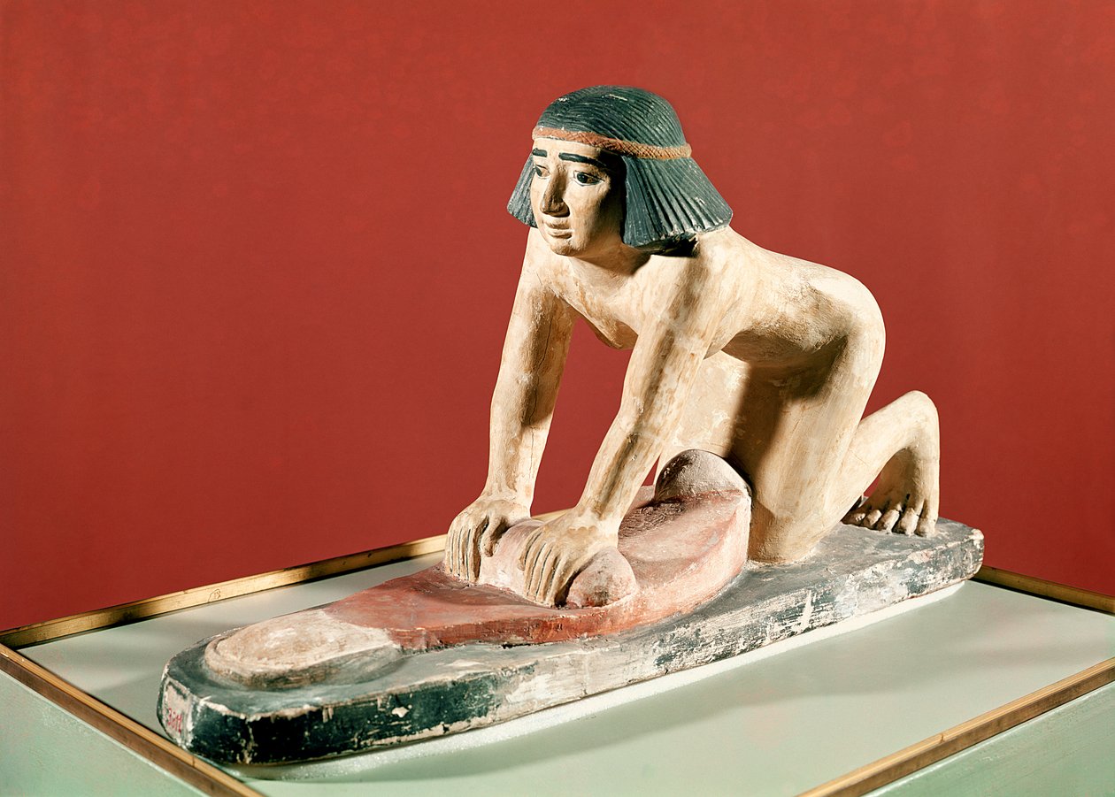 Malli naisesta, joka jauhaa viljaa, Old Kingdom (monivärinen kivi) tekijältä Egyptian 5th Dynasty