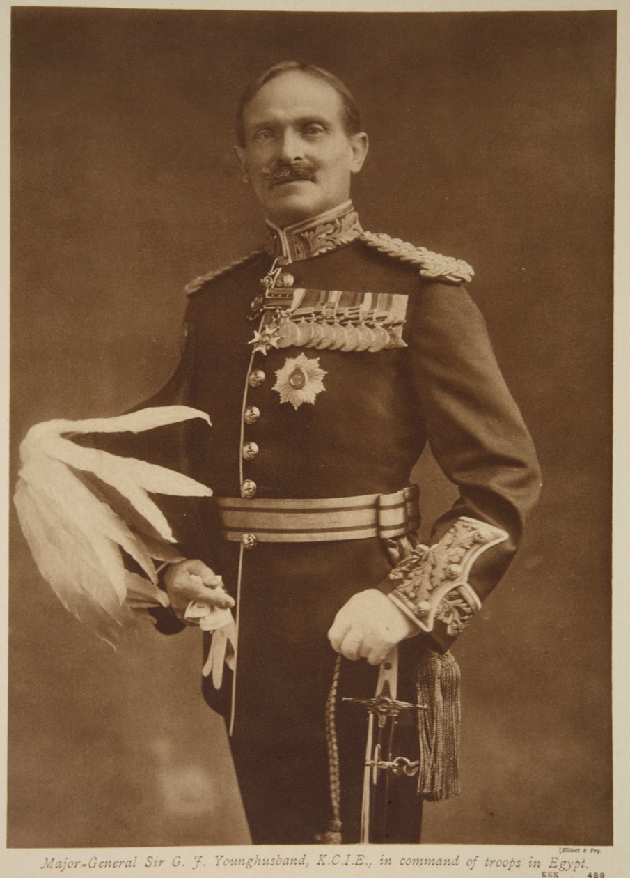 Kenraalimajuri Sir G. J. Younghusband, 1914-1919 tekijältä Elliott und Fry Studio
