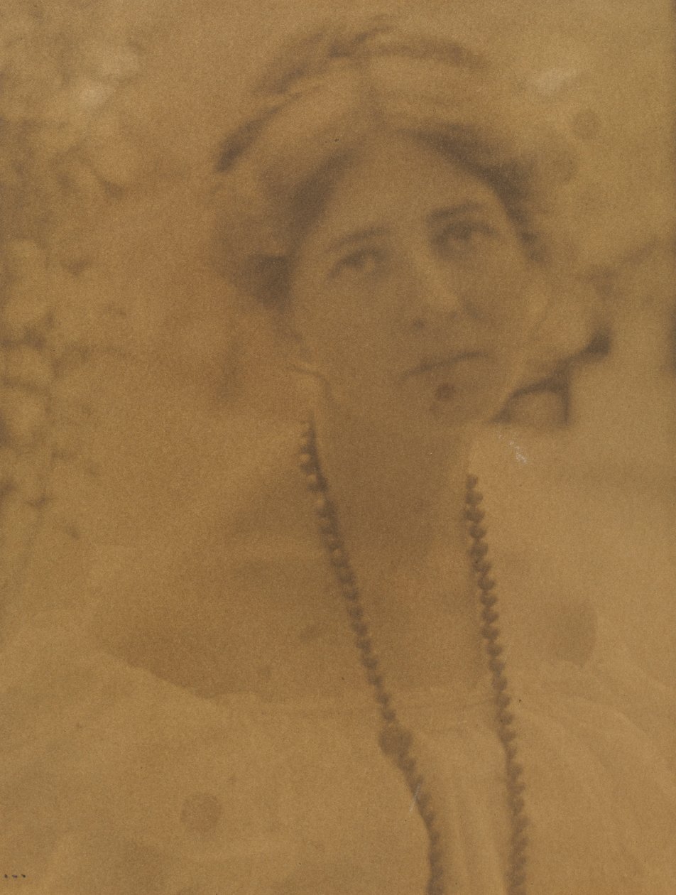 Julia Hall McCunen muotokuva 1882-1971, n. 1898. tekijältä Ema Spencer