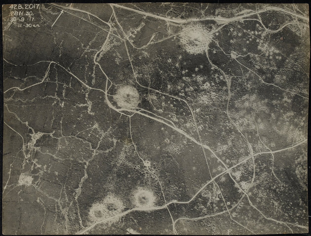 Ilmakuva, 30. syyskuuta 1917 tekijältä English Photographer