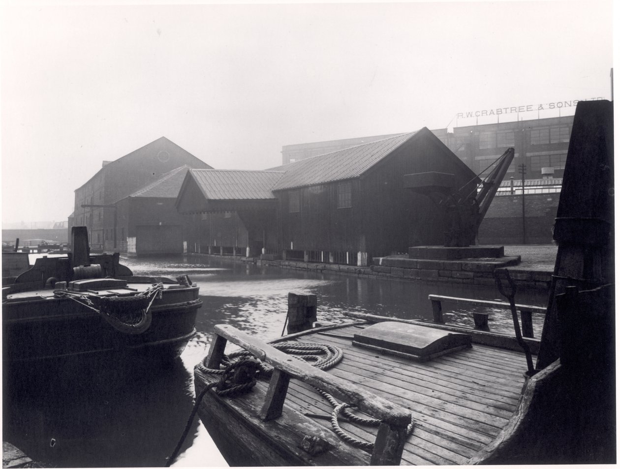 Proomut Canal Wharfin alueella, Leeds Liverpool Canal, 1951 tekijältä English Photographer