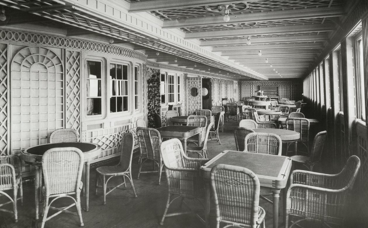 Cafe Parisien RMS Titanicilla, 4. tammikuuta 1912 tekijältä English Photographer