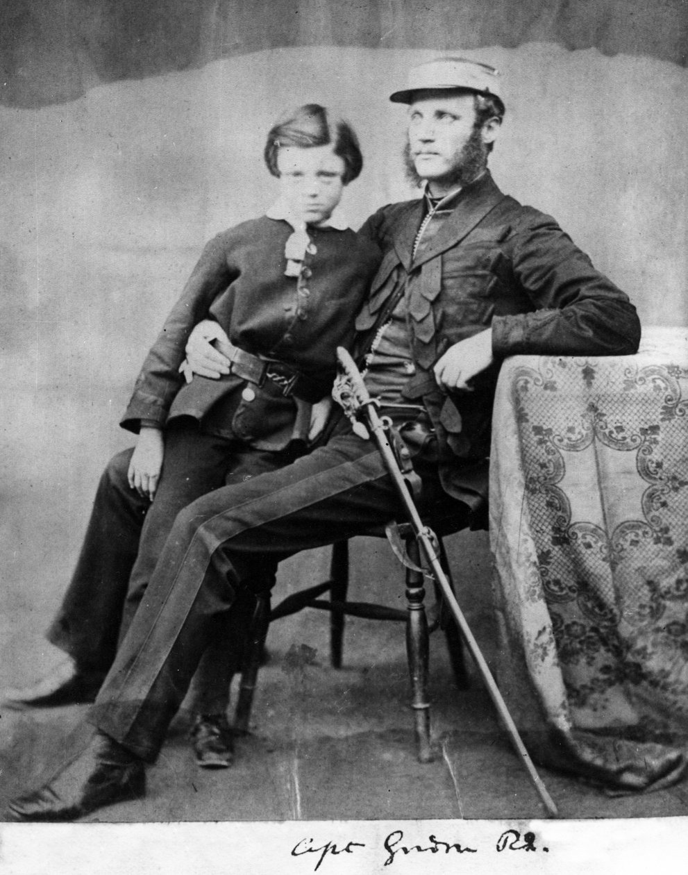 Kapteeni Gordon R.E., noin 1855 tekijältä English Photographer