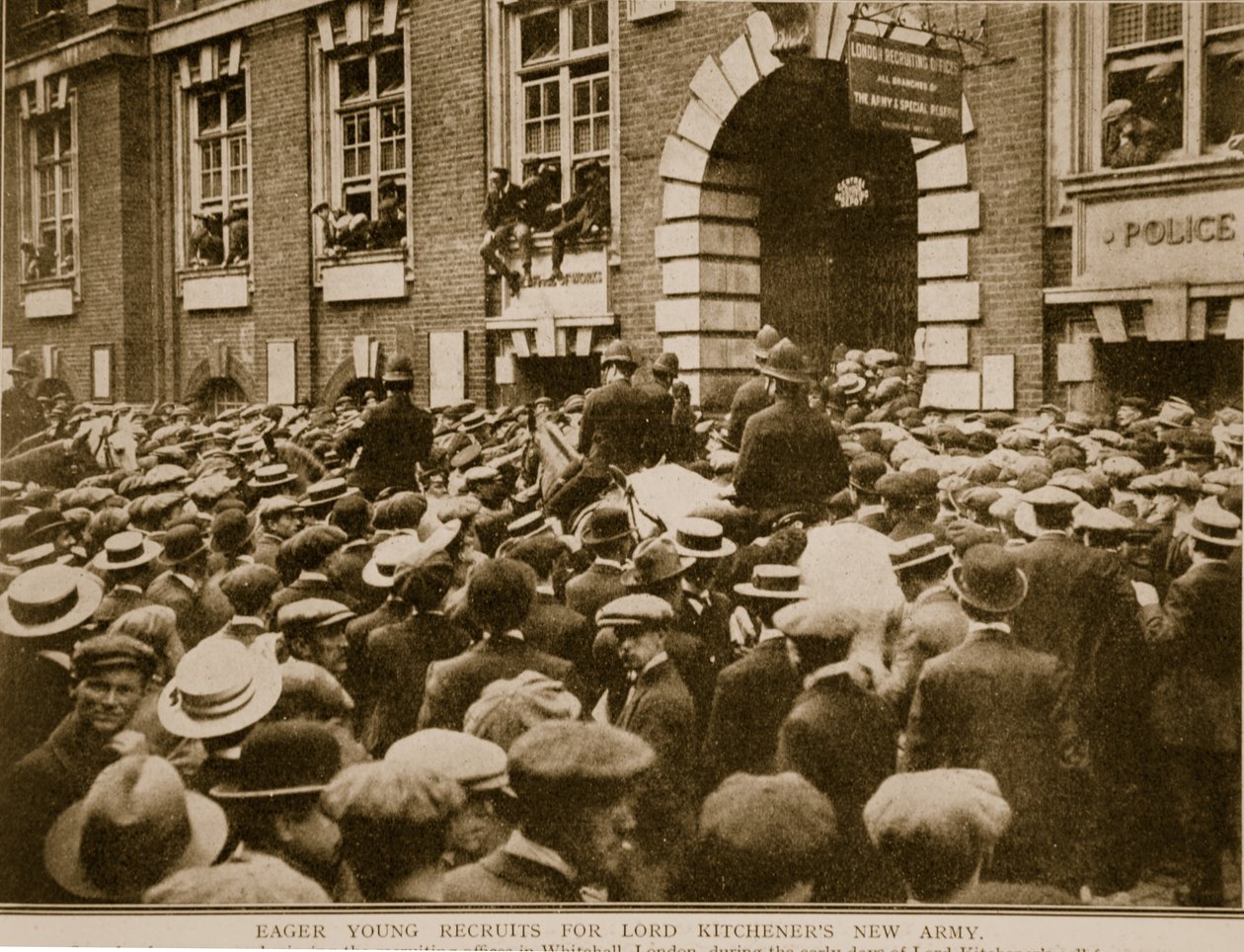Lord Kitchenersin uuteen armeijaan innokkaita nuoria värvättyjä, 1914-19 tekijältä English Photographer