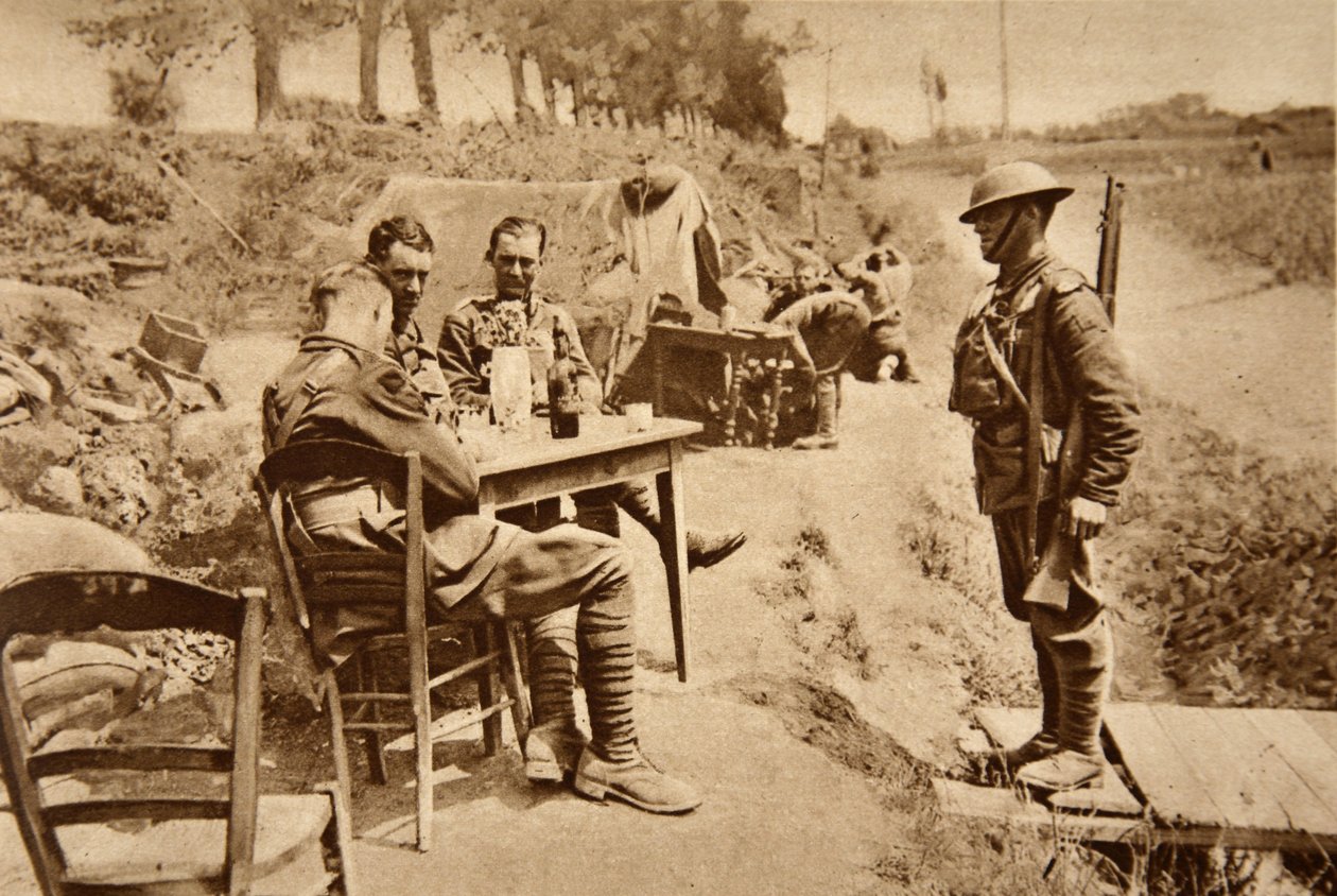 Etulinjasta 1914-1919 tekijältä English Photographer