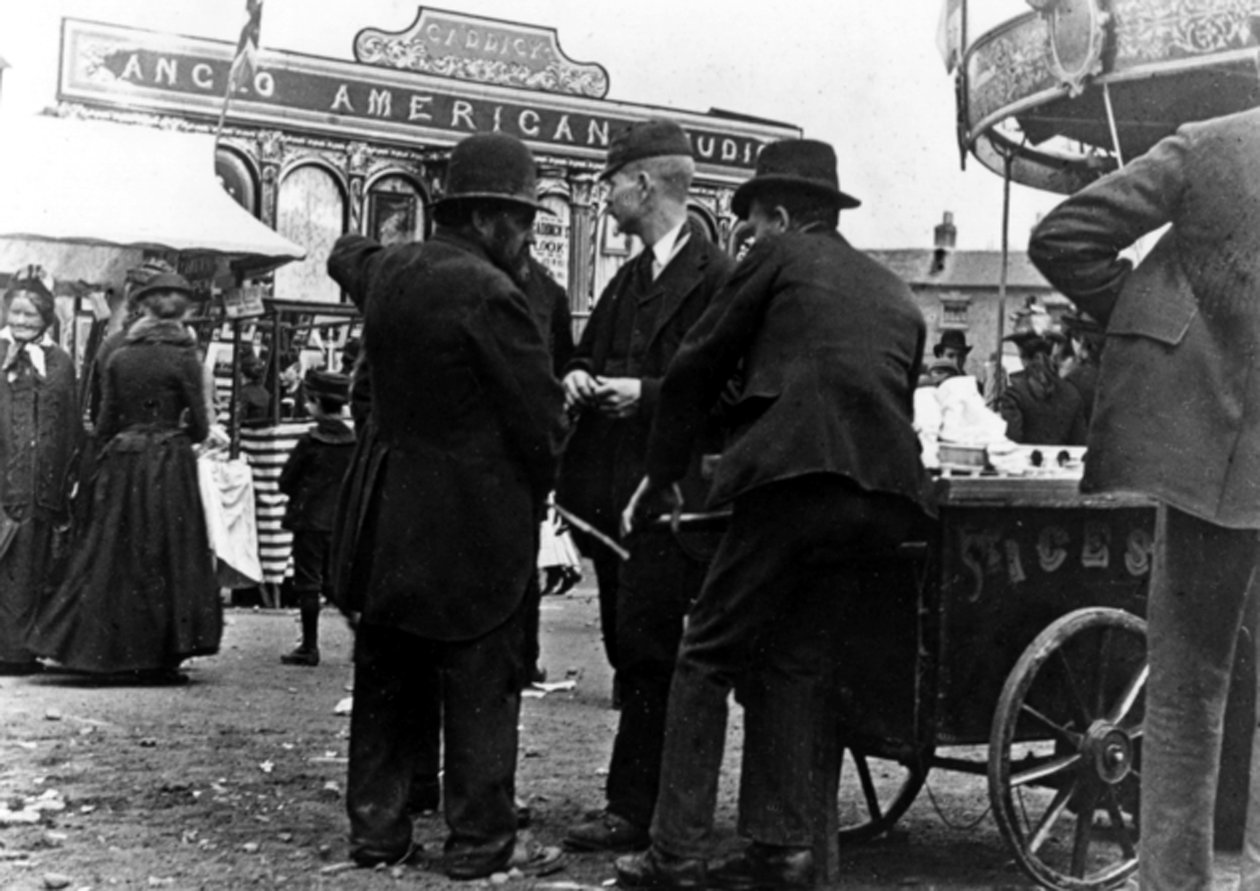 Tivoli Market Streetillä, Kidderminster, 1900 tekijältä English Photographer