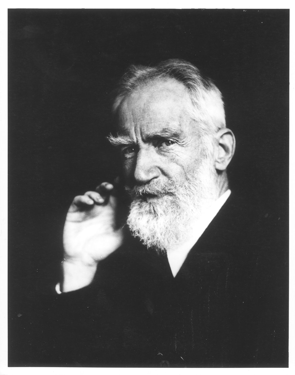 George Bernard Shaw (1856-1950) tekijältä English Photographer