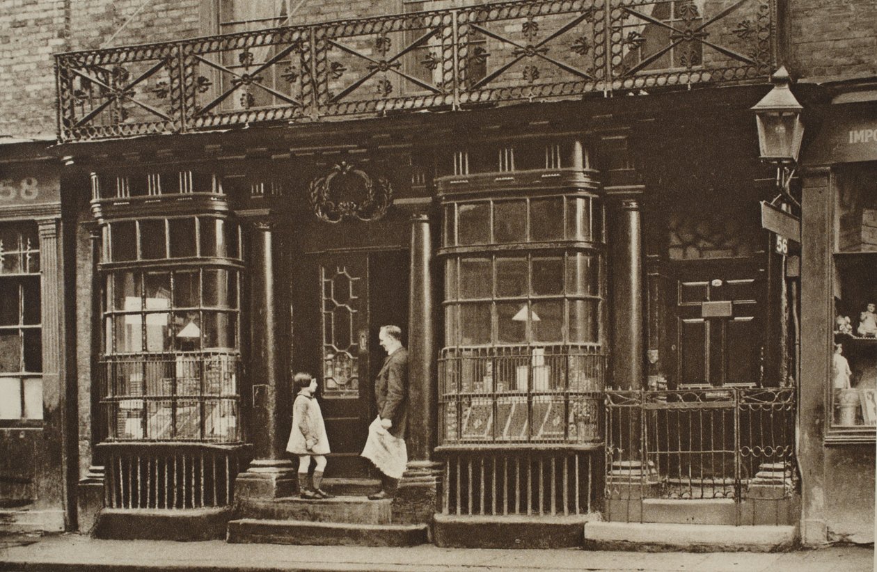 Ruokakauppa osoitteessa 56 Artillery Lane, off Bishopsgate, kuvasta Wonderful London, julkaistu 1926-27 (syväpaino). tekijältä English Photographer