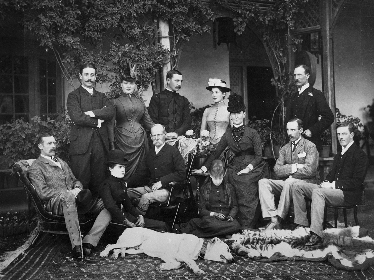 Ryhmä Vice Regal Lodgessa Intiassa, n. 1875-1880 tekijältä English Photographer