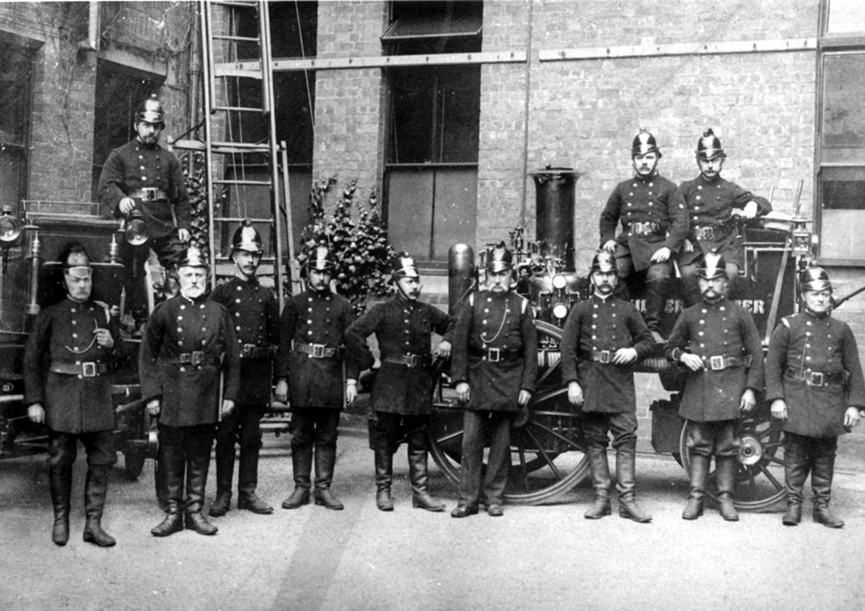 Kidderminsterin palokunta, 1910 tekijältä English Photographer