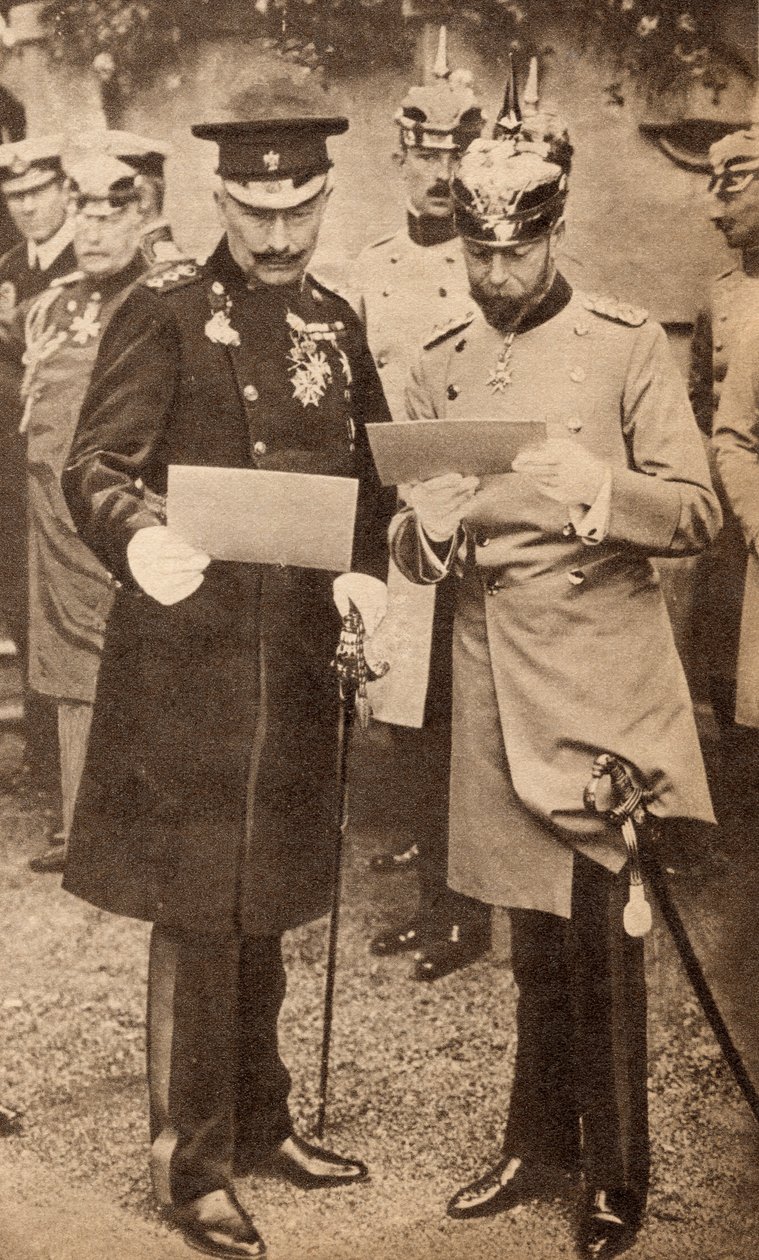 Kuningas Yrjö V ja Keisari Vilhelm II keskustelevat operaatiomääräyksistä Saksassa vuonna 1913, kuvitus teoksesta "The Life of King George V", julkaistu noin 1935 tekijältä English Photographer