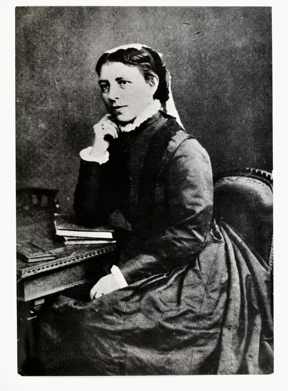 Lucy Osburn tekijältä English Photographer