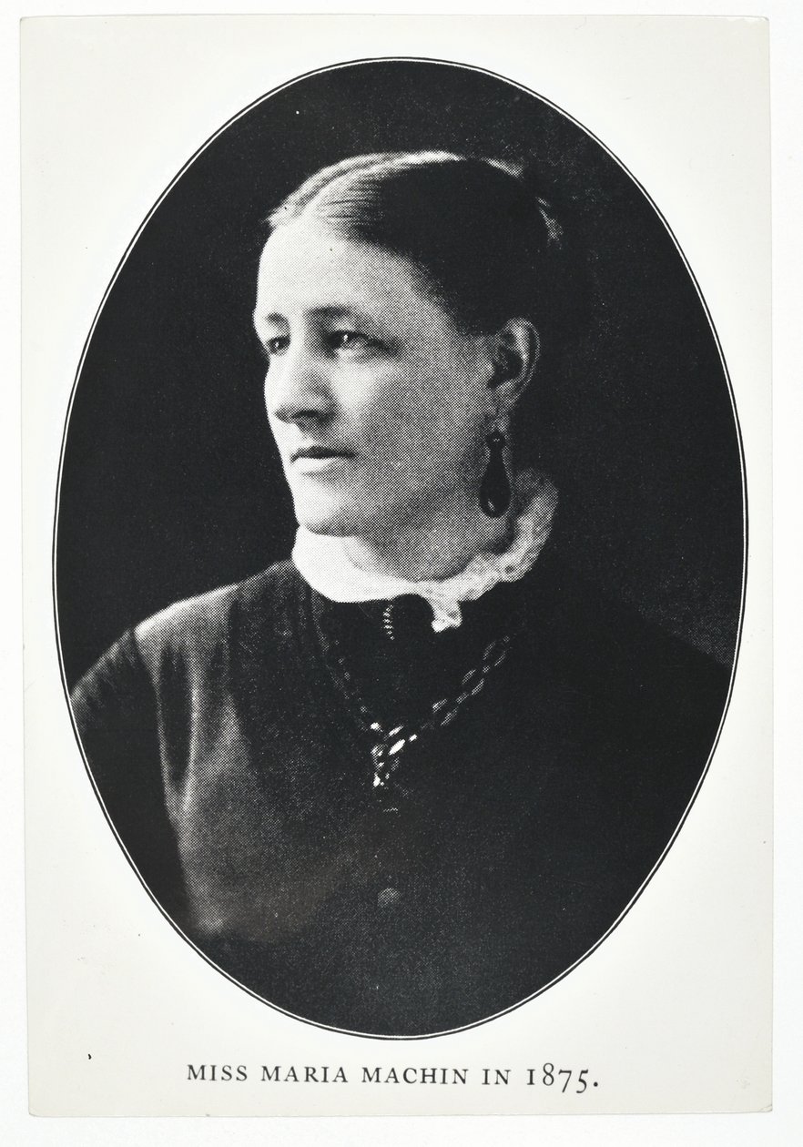 Neiti Maria Machin, 1875 tekijältä English Photographer