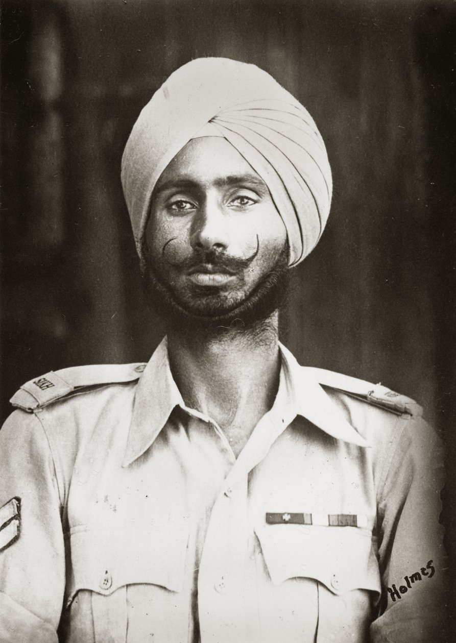 Muotokuva Fo Nac Nand Singh, 1. pataljoona, 11. sikhirykmentti, Burma, 1944 tekijältä English Photographer