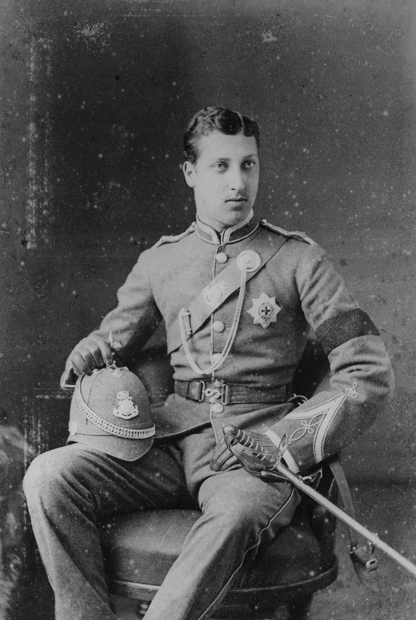 Prinssi Albert Victor, Clarencen ja Avondalen herttua, 1885 tekijältä English Photographer
